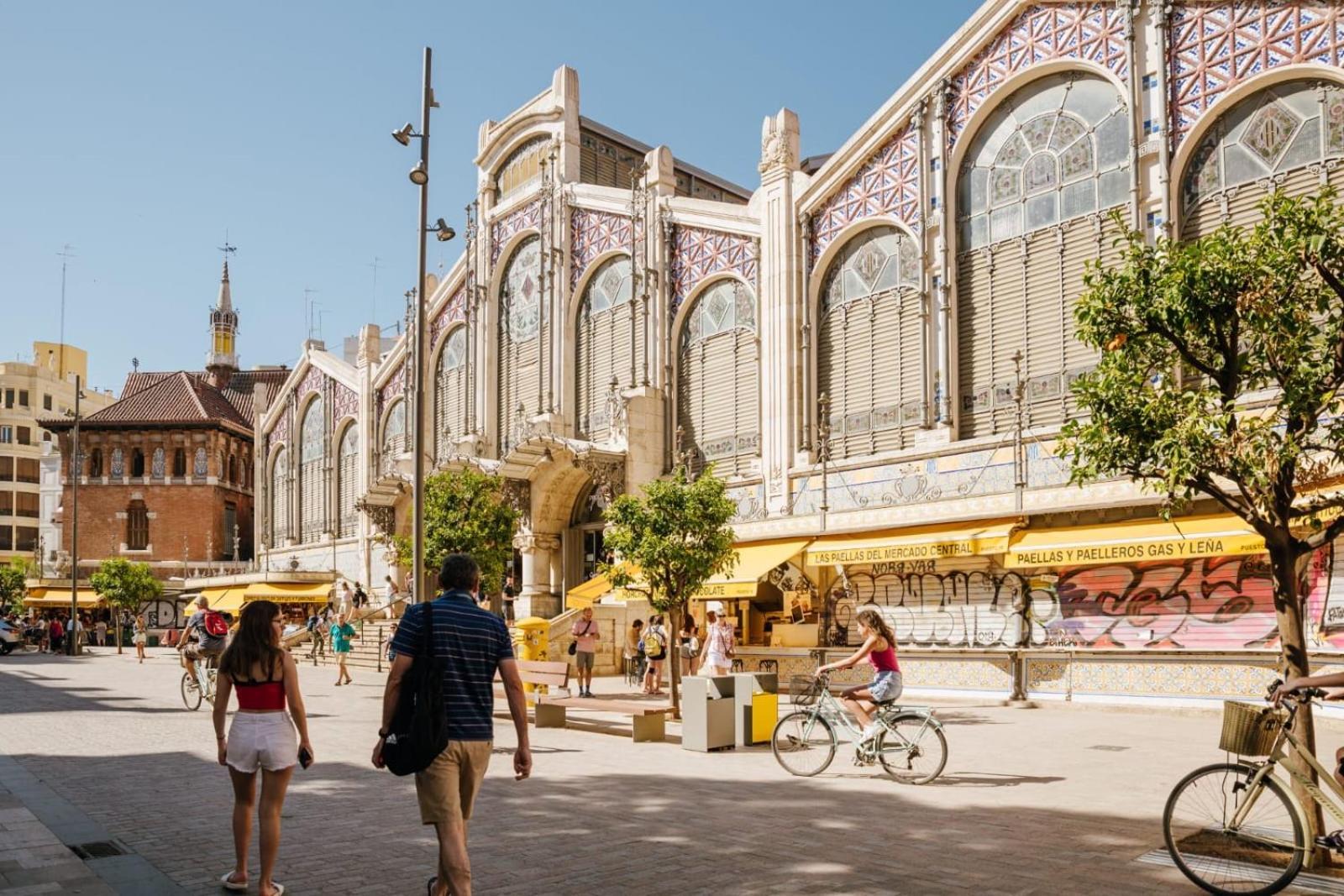 Cool Central Market Valencia Exterior photo